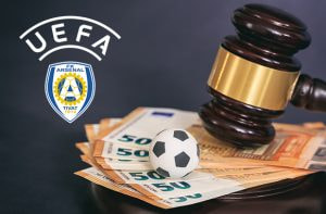 Escudo del Arsenal Tivat de Montenegro, sancionado por UEFA por amaño de partidos.