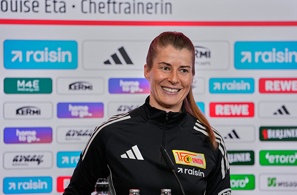 Marie Louise Eta hace historia en el banquillo del Unión Berlín